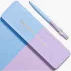 Długopis Caran d’Ache 849 Paul Smith Edycja #4 w pudełku Sky Blue/Lavender