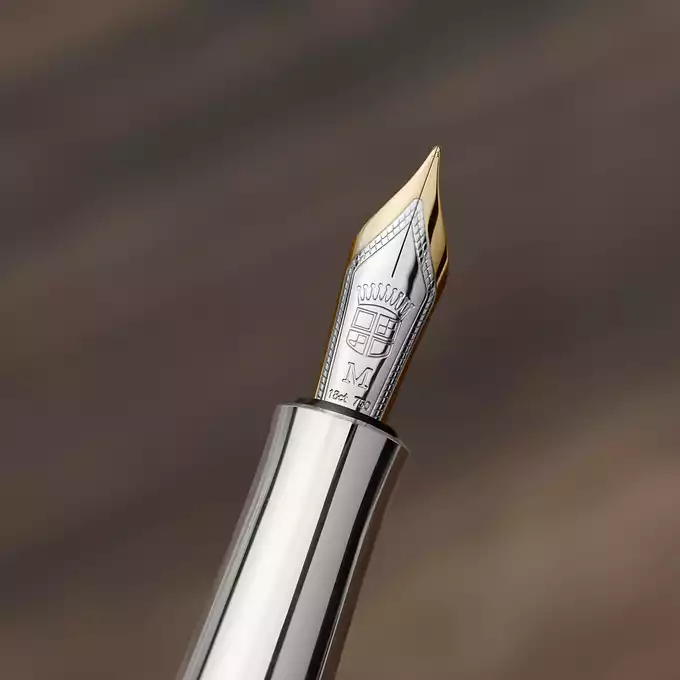 PIÓRO WIECZNE MAGNUM CAUCASIAN WALNUT WOOD, GRAF VON FABER-CASTELL