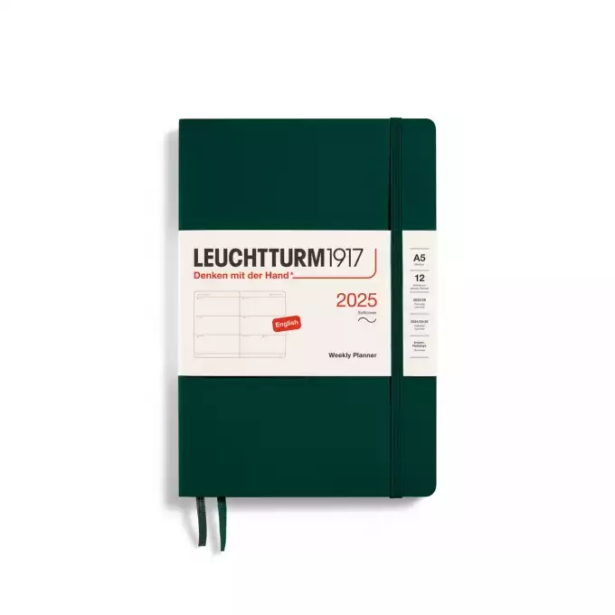 PLANER TYGODNIOWY POZIOMY LEUCHTTURM1917 W MIĘKKIEJ OPRAWIE MEDIUM (A5) 2025 FOREST GREEN (CIEMNOZIELONY)