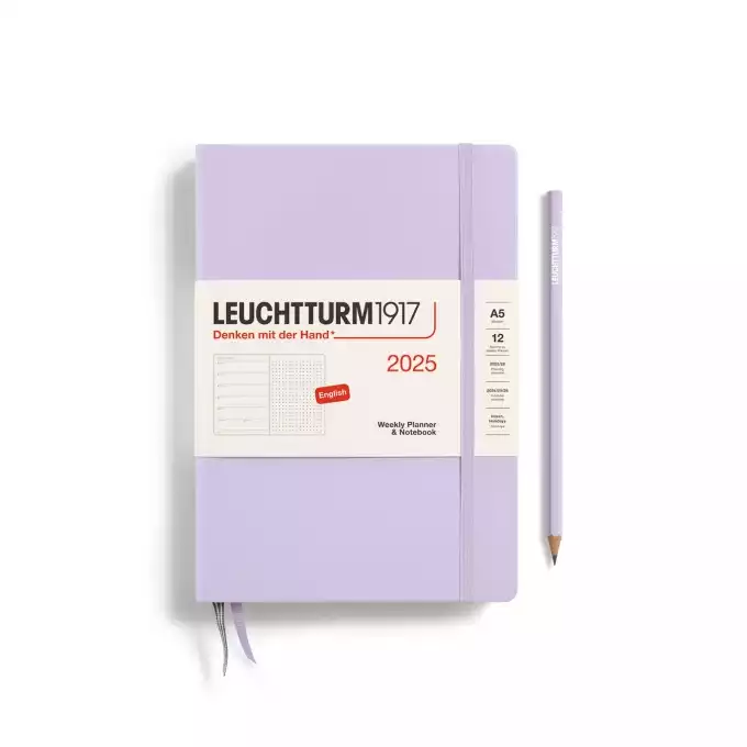 PLANER TYGODNIOWY Z NOTATNIKIEM LEUCHTTURM1917 MEDIUM (A5) 2025 LILIOWY, W KROPKI