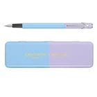 Pióro wieczne 849 Caran d'Ache, Paul Smith kolekcja 4, w pudełku Sky Blue/Lavender, stalówka F