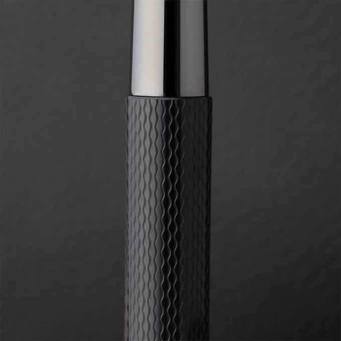 DŁUGOPIS GUILLOCHE BLACK EDITION GRAF VON FABER-CASTELL